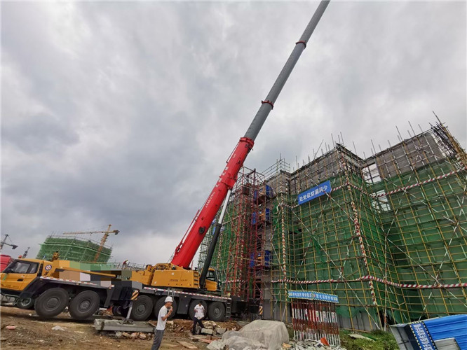 城中区短途转运 + 吊装一体，选随车吊还是汽车吊 + 货车？