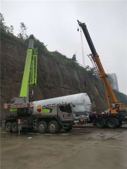 城中区“不怕风雨冻”—— 吊车的 “恶劣环境适应” 技术
